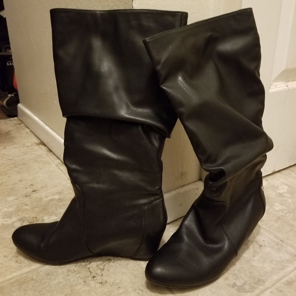 Jennifer Lopez boot wedges